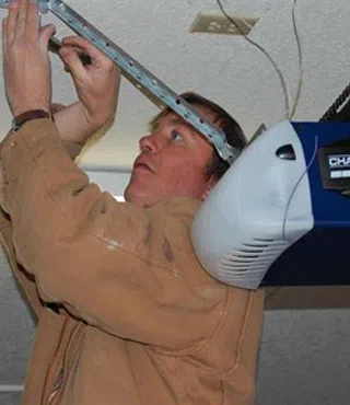 Whittier Garage Door Shop Whittier, CA 562-546-7140 - sb-garage-door-maintenance